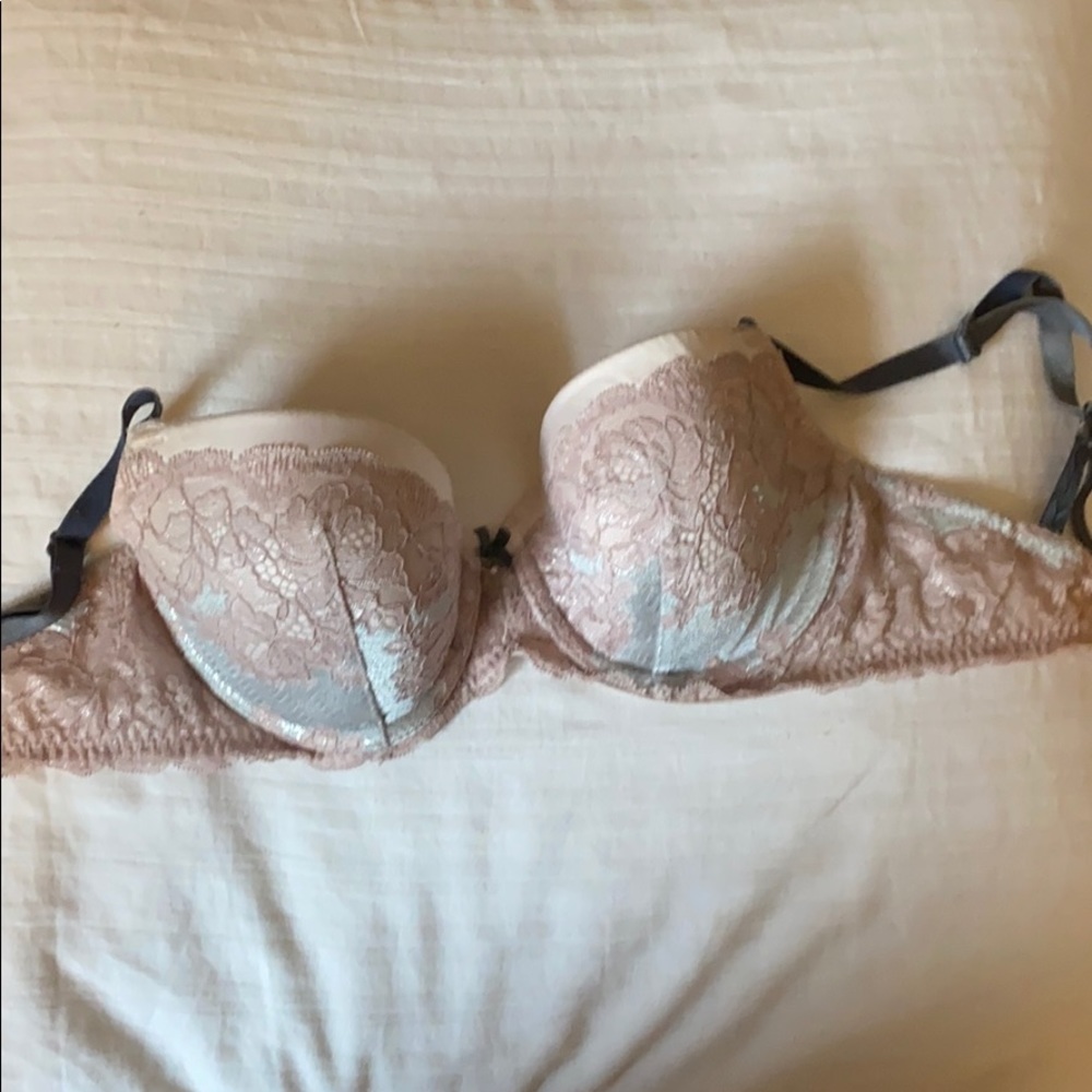 Victoria’s Secret bra